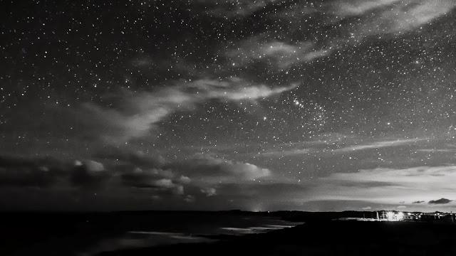 night sky over sunderland bay phillip island