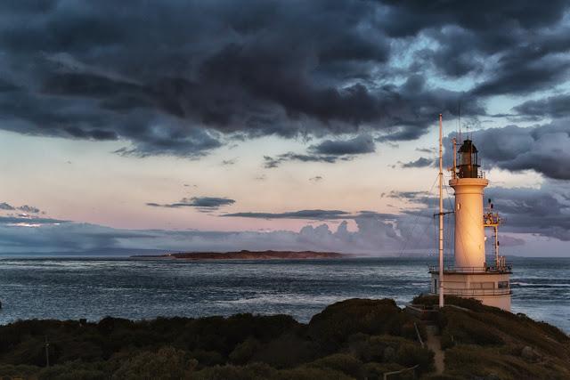 point lonsdale lighthouse during setting sun