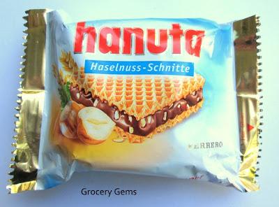 Ferrero Hanuta Review - Chocolate Hazelnut Wafer