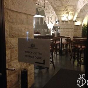 Margherita’s Terrace: Men Working to Become Waiters Margherita_Mare_Pizza_Seafood_Italian_Jounieh02