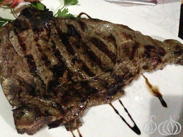 La Veranda Algeria: Nothing Seems to be Right Around Here La_Veranda_Restaurant_Alger42