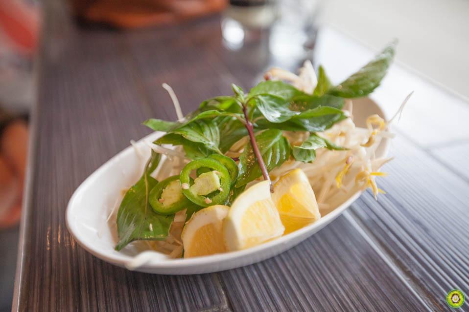 CHAU VeggiExpress: I’d Go Vegetarian For This! Granishes