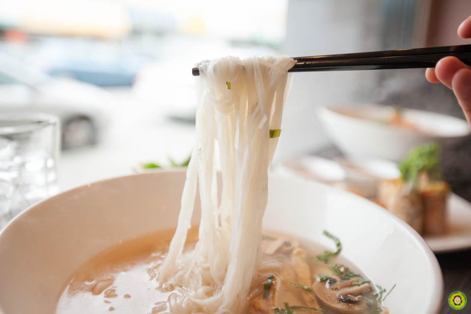 CHAU VeggiExpress: I’d Go Vegetarian For This! Rice Noodles