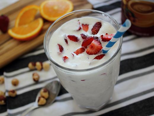 Hazelnut & Vanilla Milkshake with Orange and Strawberries