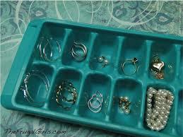 How to Organize Your Jewelery Cheaply