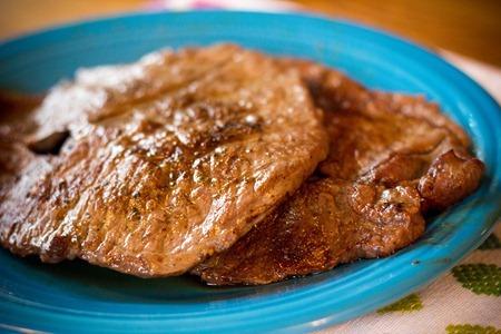 Chile Rubbed Steak with Spicy Salsa (1 of 4) Chile Rubbed Steak with Spicy Salsa (1 of 4)