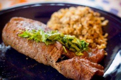 Spiced Rubbed Skirt Steak with Spicy Green Salsa Spiced Rubbed Skirt Steak with Spicy Green Salsa