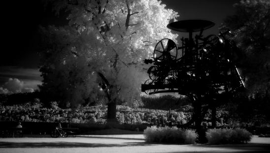 D800 pictures from outer (infrared) space artborghi-infrared-d800-lakezurich-14