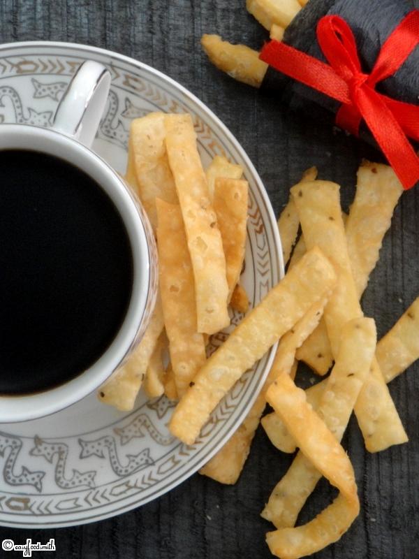 NIMKI/ NAMAK PARÉ/ MATHRI (Savoury Indian Stick Crackers)