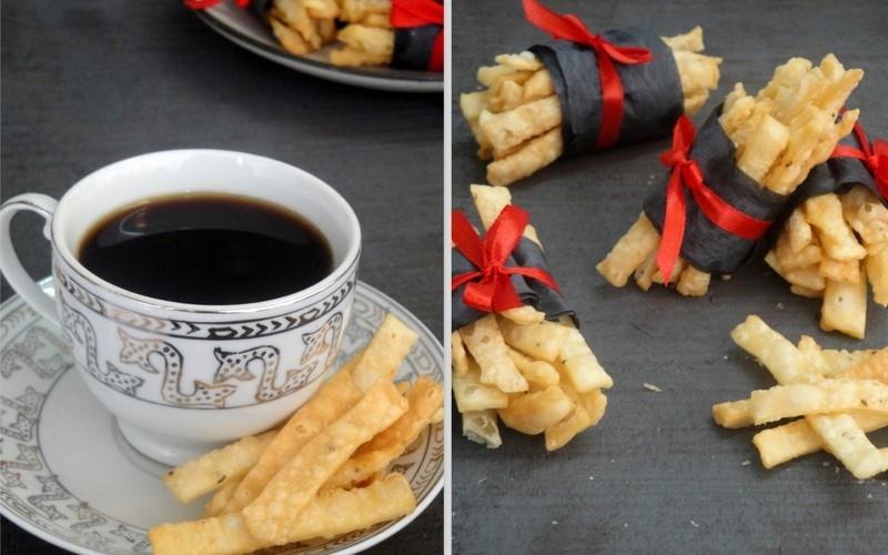 NIMKI/ NAMAK PARÉ/ MATHRI (Savoury Indian Stick Crackers)