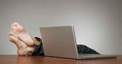 5 Reasons That Shows You Are Also A Lazy Blogger Lazy-Bloggers