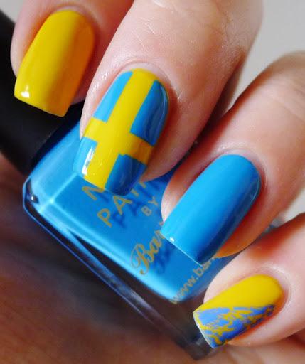 Happy Flag Day! Let’s Celebrate With Nail Artistry Happy Flag Day! Let’s Celebrate With Nail Artistry