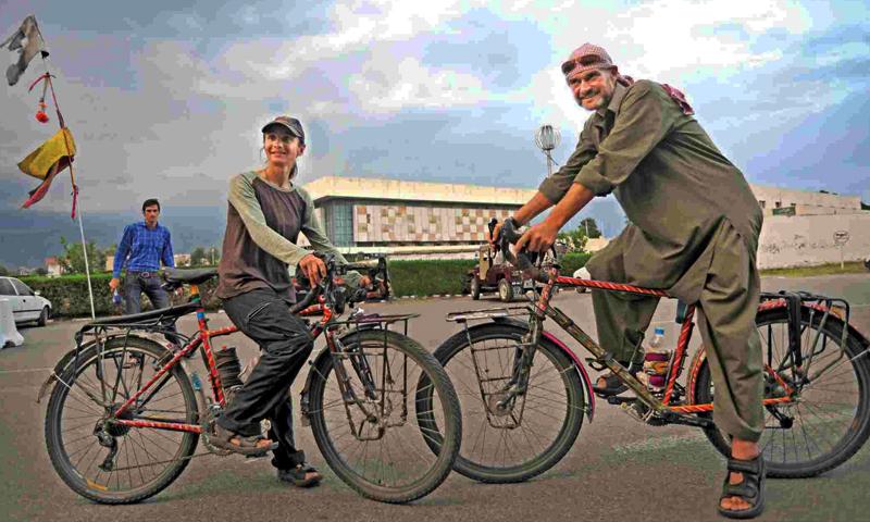 Couple Spends Eight Years Cycling The World Couple Spends Eight Years Cycling The World