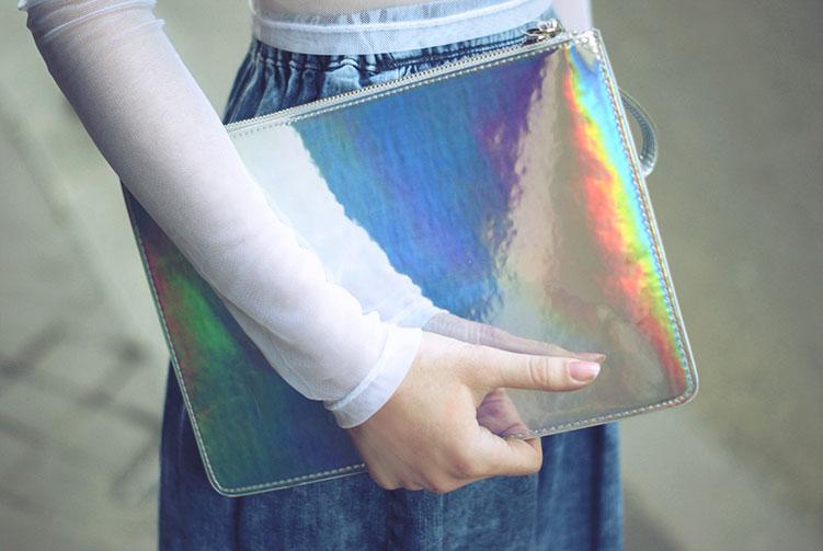 my-style-holographic-silver-bag-L-Odf9Iw.jpeg