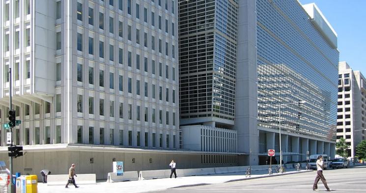 World Bank Insider - ex-Senior Counsel Karen Hudes - Blows Whistle on Corruption, Federal Reserve