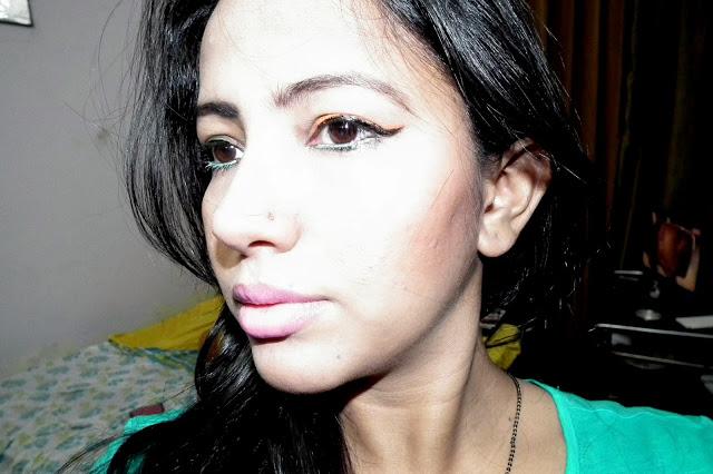 Maybelline Hyperglossy Liquid Eyeliner Review and Swatches - Turquoise Blue Maybelline Hyperglossy Liquid Eyeliner Review and Swatches - Turquoise Blue