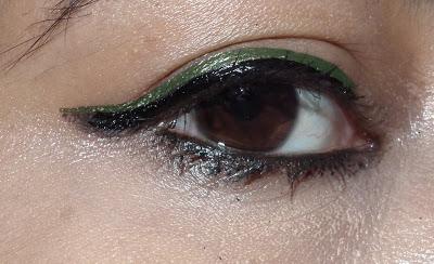 Maybelline Hyperglossy Liquid Eyeliner Review and Swatches - Khaki Maybelline Hyperglossy Liquid Eyeliner Review and Swatches - Khaki