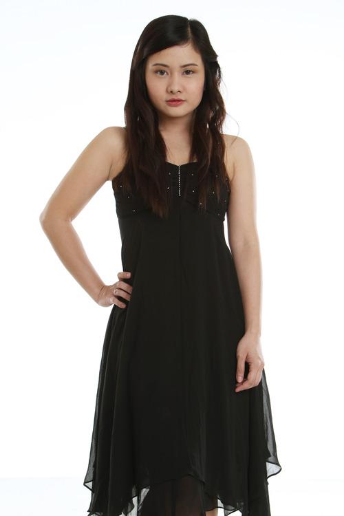 Glam up at Empire Studio image