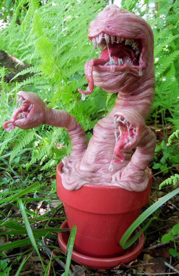 creepy-plant-sculpture-2