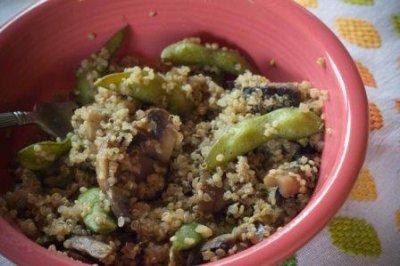Mushroom, Edamame and Quinoa Pilaf Mushroom, Edamame and Quinoa Pilaf