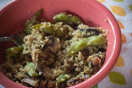 Mushroom and Edamame Quinoa Pilaf (1 of 4) Mushroom and Edamame Quinoa Pilaf (1 of 4)