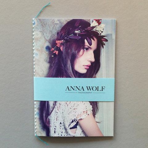 Promo Daily: Anna Wolf Photo