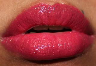 Review and Swatches | Lakme Absolute Gloss Stylist Lip Glosses (Coral Sunset, Burgandy Burn, Rust Crush and Berry Cherry) Review and Swatches | Lakme Absolute Gloss Stylist Lip Glosses (Coral Sunset, Burgandy Burn, Rust Crush and Berry Cherry)