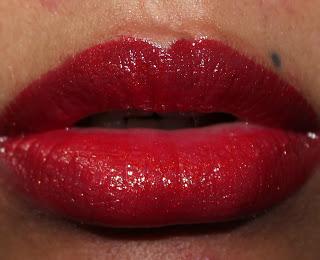 Review and Swatches | Lakme Absolute Gloss Stylist Lip Glosses (Coral Sunset, Burgandy Burn, Rust Crush and Berry Cherry) Review and Swatches | Lakme Absolute Gloss Stylist Lip Glosses (Coral Sunset, Burgandy Burn, Rust Crush and Berry Cherry)