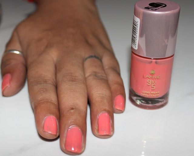 Lakme 9 to 5 Nail Color in Peach Promotion