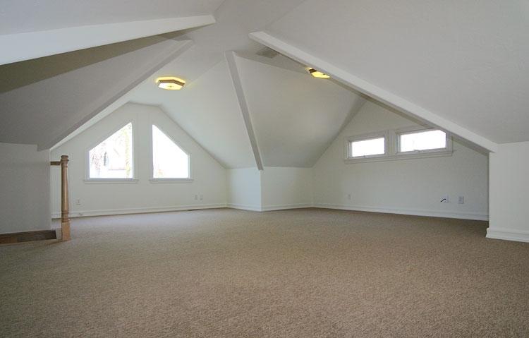 Valuable Square Footage Bonus Room