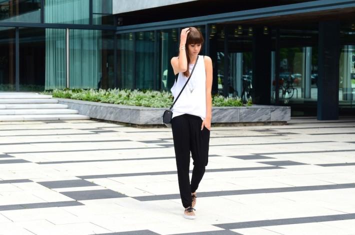 outfit black basic harem trousers look