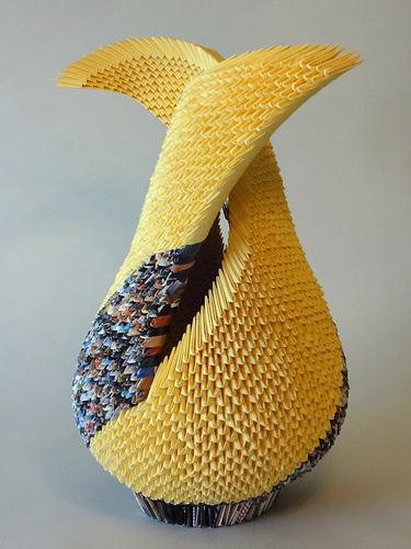 3-D modular origami sculpture 3-D modular origami sculpture