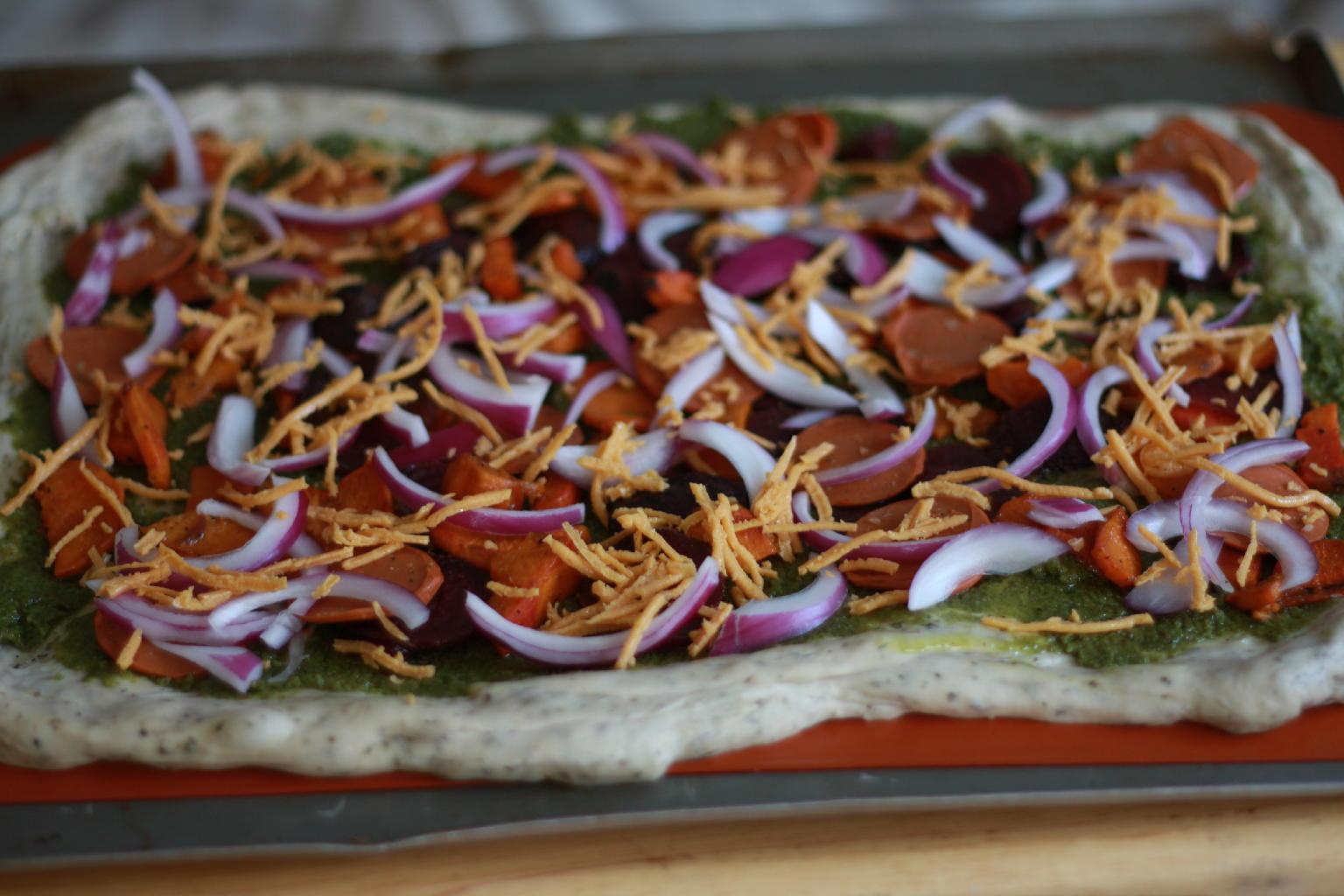 Guest Blogger: Sapling Vegan – Beet Pizza! Yumm..I swear!