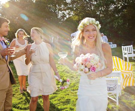 classic-american-summer-wedding-ideas-012 summer wedding bride in sun