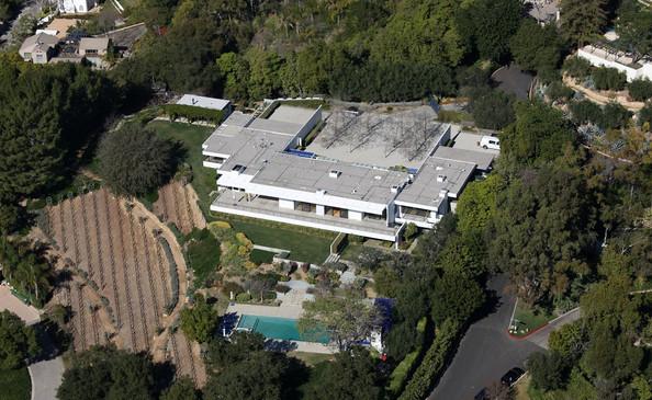 Jennifer Aniston's Bel Air Estate, originally owned by Maybelline Founder, Tom Lyle Williams, then Roman Polanski, followed by Fleetwood Mac's Lindsey Buckingham.
