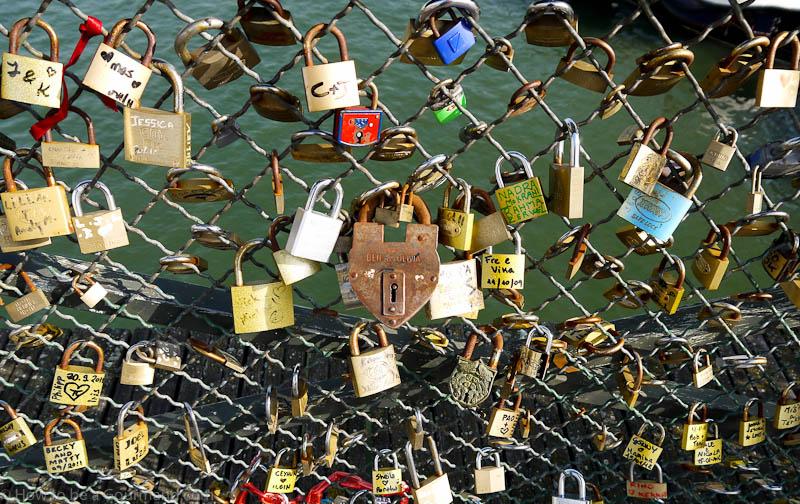 Padlocks from lovers on Le Pont des Arts