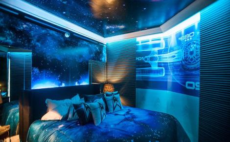 Star-Trek-Into-Darkness-Hotel-Room