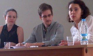 NSA Leaker Meets With Human Rights Groups in Russia ( Video)