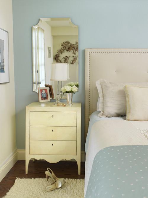 Simone Design Blog: Styling Your Bedside Table
