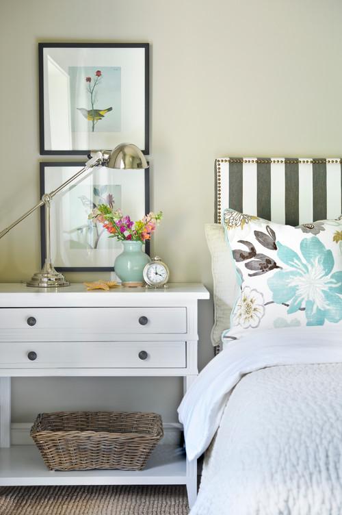 Simone Design Blog: Styling Your Bedside Table