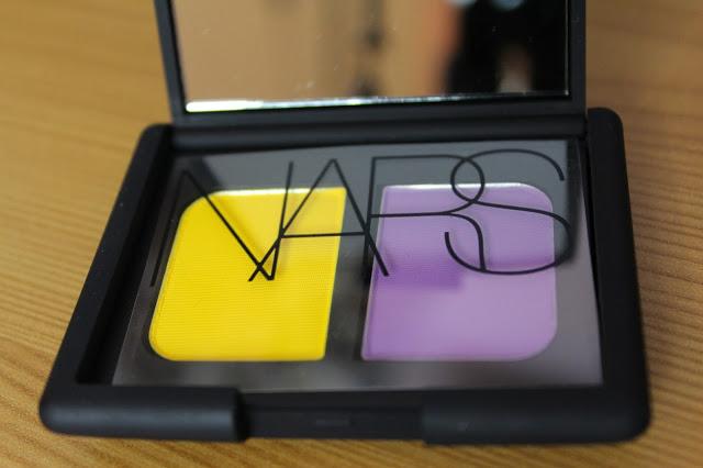 NARS Limited Edition Duo Eyeshadow in Fashion Rebel NARS Limited Edition Duo Eyeshadow in Fashion Rebel