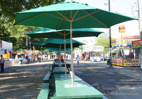 Vevay, Indiana: Swiss Wine Festival Food Vendors and Covered Seating