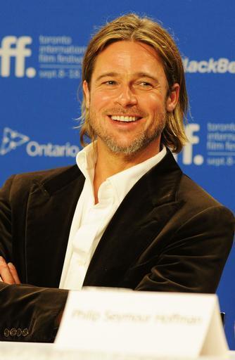 Poll: Was Brad Pitt sincere in his apology over Jen Aniston remarks?