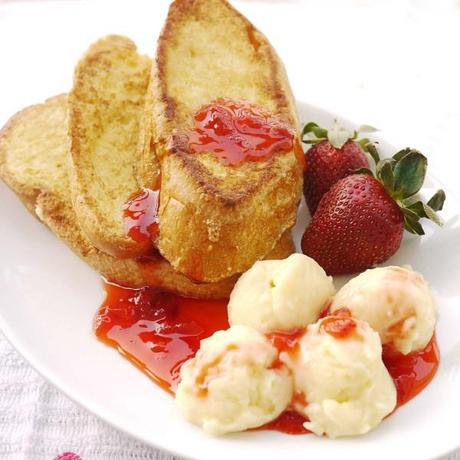 French Toast with Pastry Cream and Strawberry Preserve