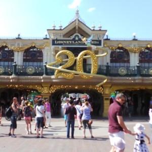 Disneyland_Paris_20th_Anniversary_Celebrations014