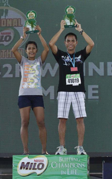 Elite Runners Eric Paniwue and Luisa Raterta blew the competion away at the 42K division race of the 37th National MILO Marathon Manila Qualifying Leg