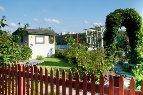 Stockholm allotments overlooking the water