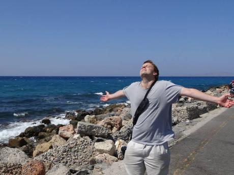 Sea Breeze Saves the Day in Heraklion