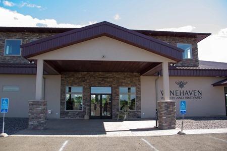 Wine Wednesday Pinot Noir (1 of 12) Wine Wednesday Pinot Noir (1 of 12)