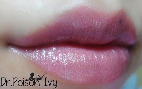 Avon Totally Kissable Lipstick Swatches